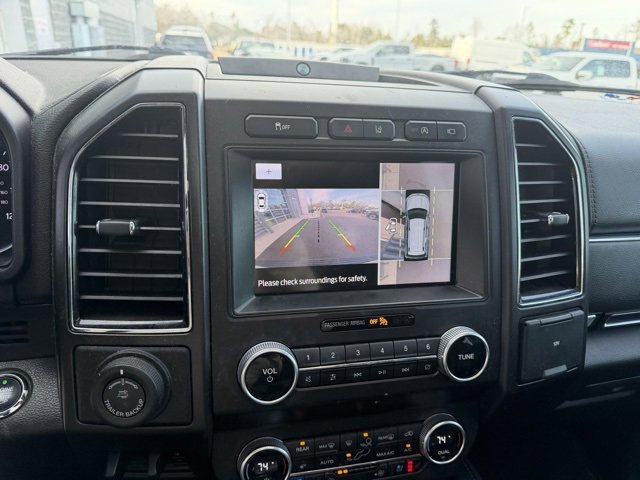 Used 2021 Ford Expedition Limited image 19