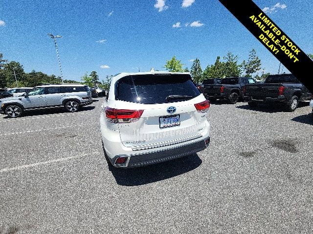 Used 2019 Toyota Highlander Limited AWD/4WD image 10
