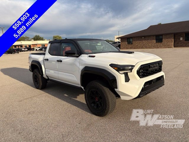 Used 2025 Toyota Tacoma TRD Pro w/ Tow Tech Package AWD/4WD image 12