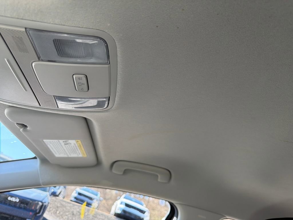 Certified 2022 Kia Forte LXS image 18