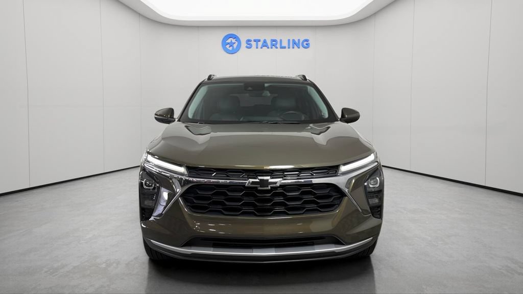 Certified 2024 Chevrolet Trax LT w/ Driver Confidence Package FWD image 2