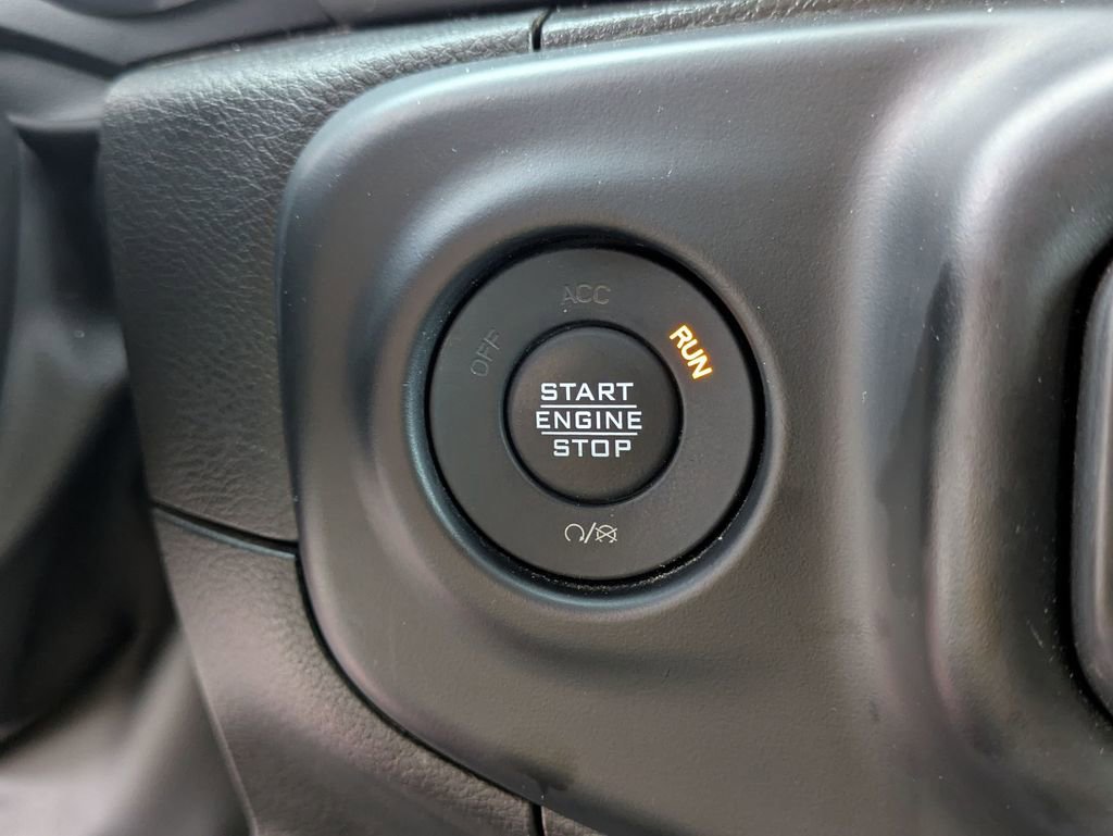 Used 2023 Jeep Wrangler Sport S image 20