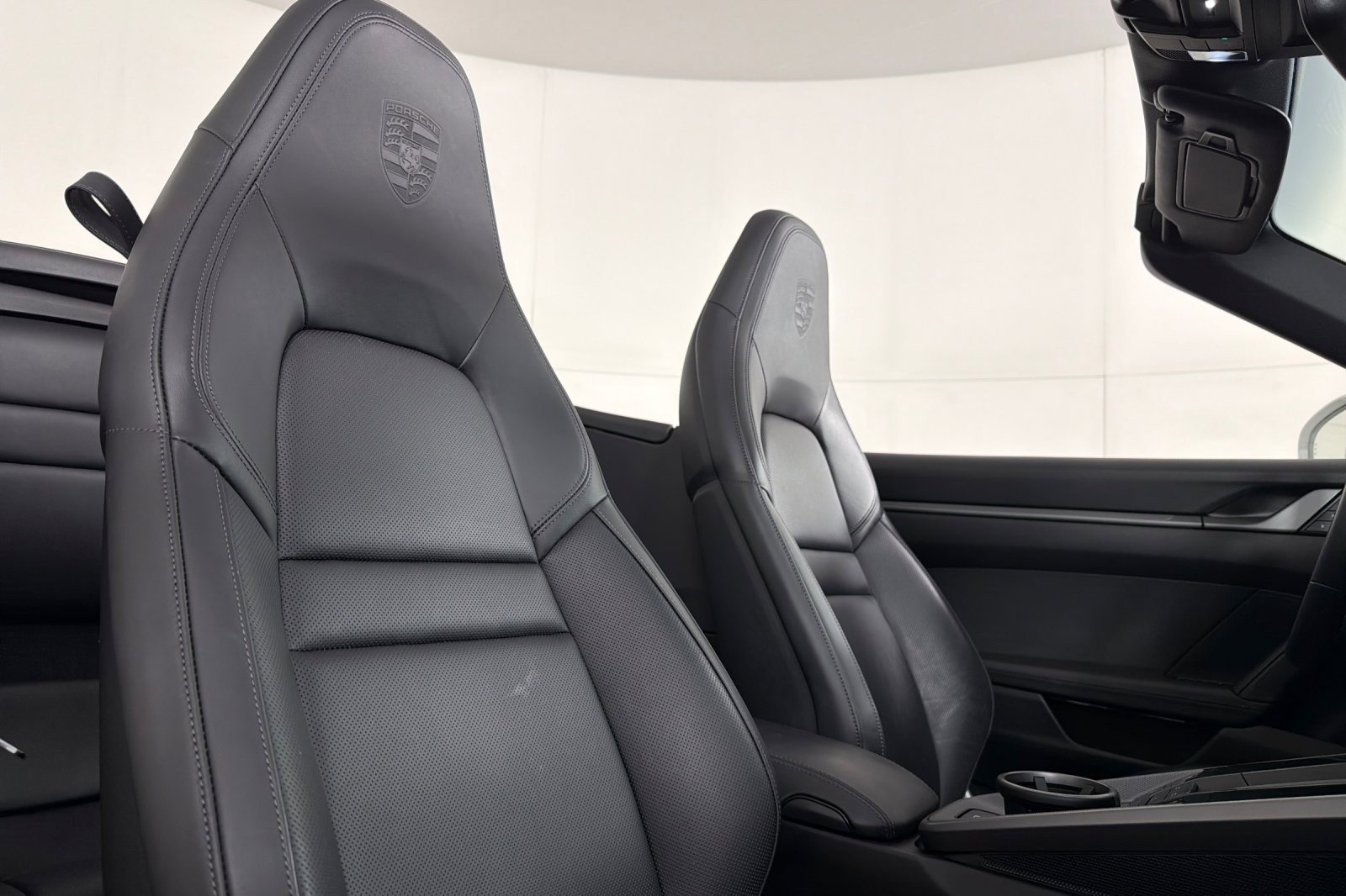 Used 2024 Porsche 911 Carrera S w/ Premium Package image 15