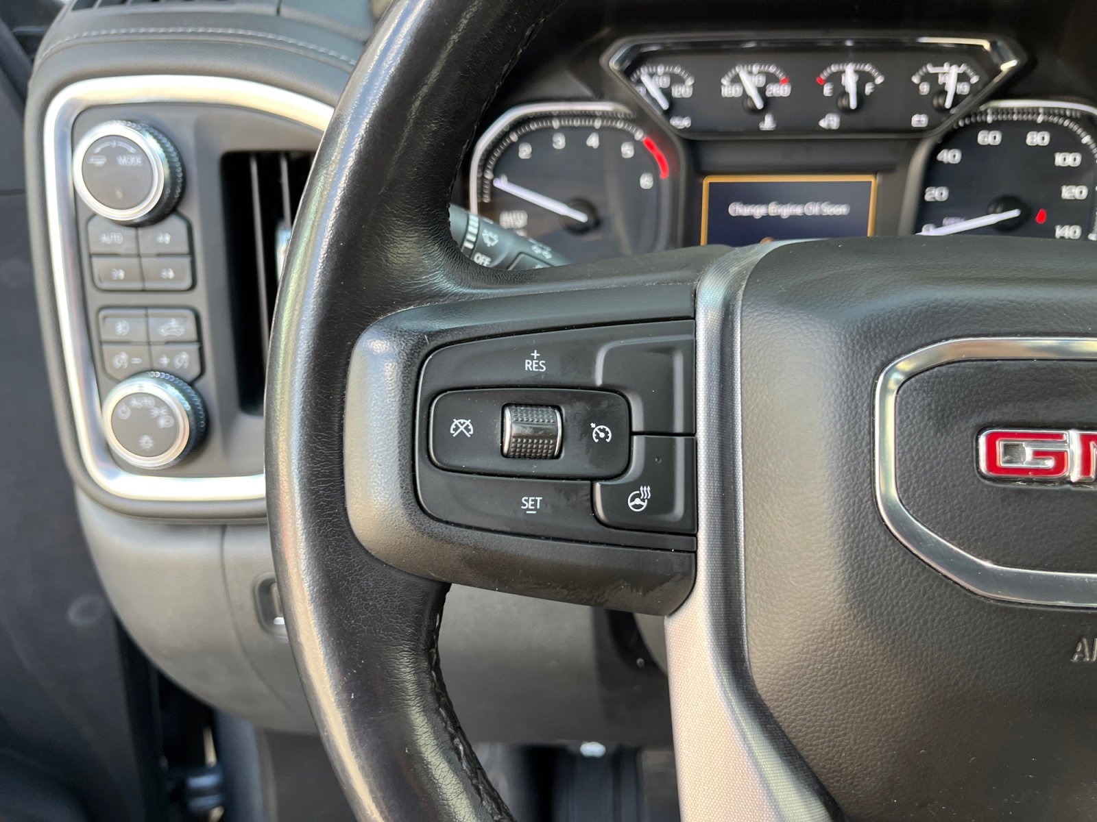 Used 2021 GMC Sierra 1500 Elevation w/ X31 Off-Road Package AWD/4WD image 17