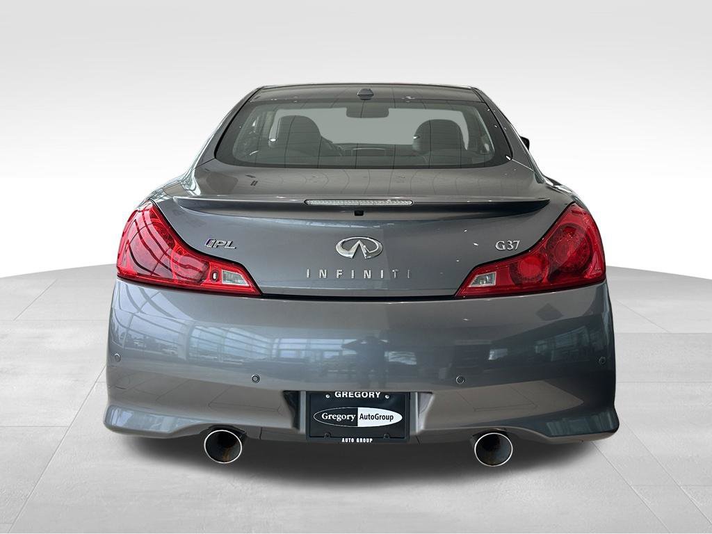 Used 2011 INFINITI G37 IPL RWD image 9