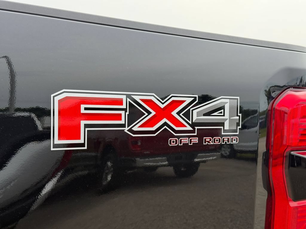 New 2026 Ford F350 Platinum w/ Platinum Plus Package AWD/4WD image 29