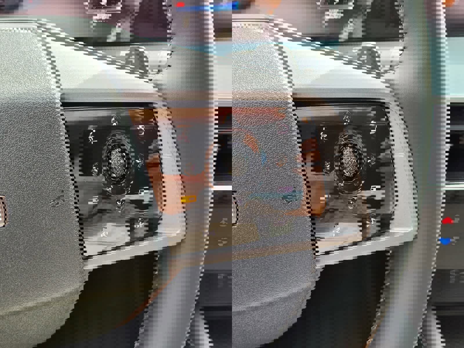 New 2025 Nissan Murano SL w/ Cargo Package image 13