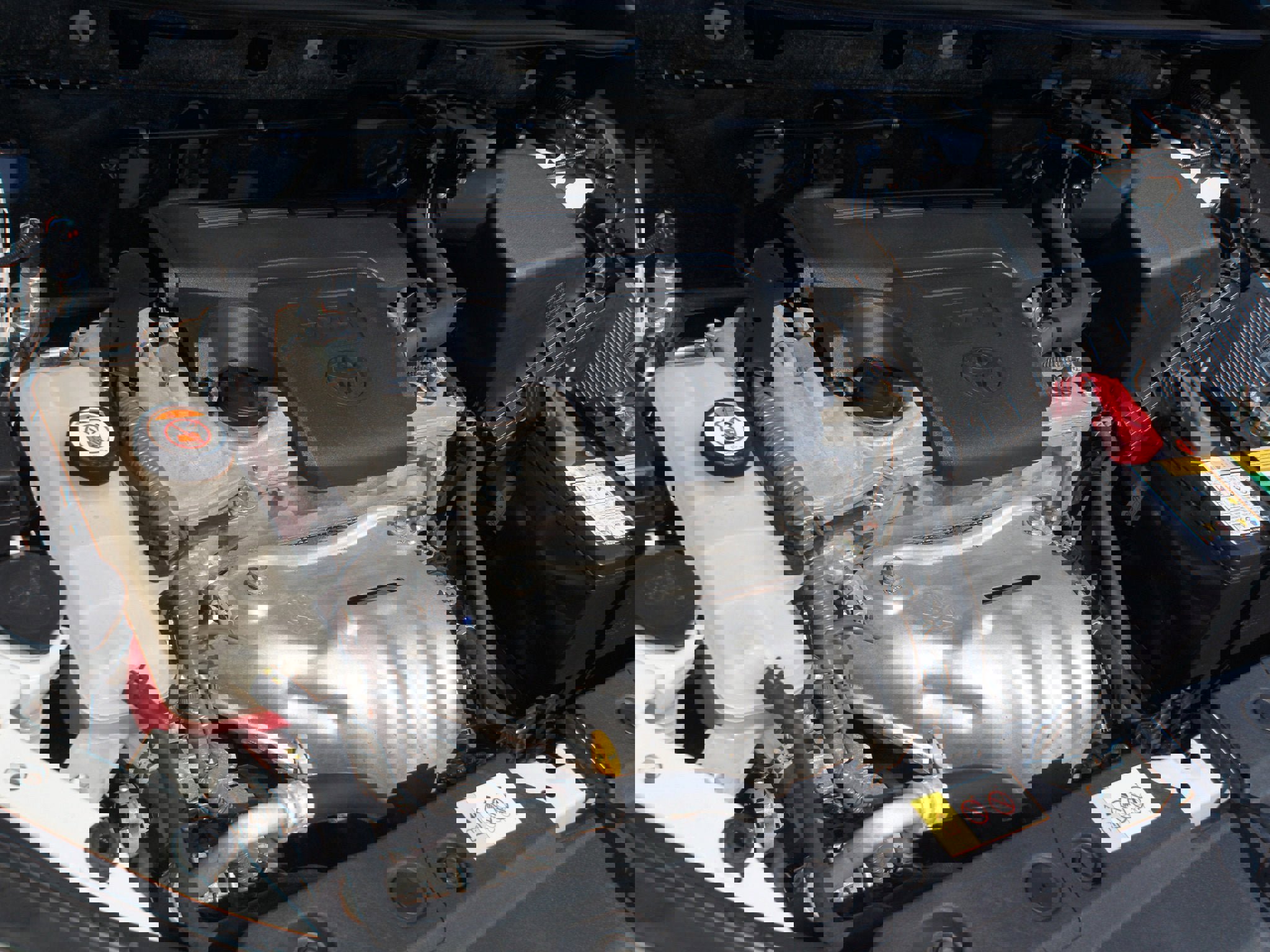 Used 2018 Toyota RAV4 Limited image 29