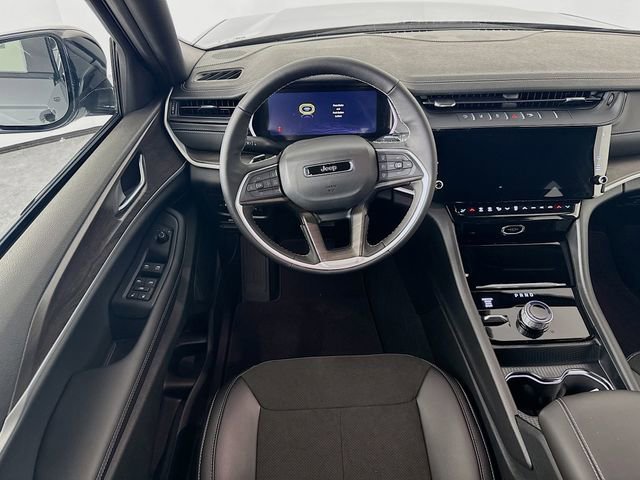 New 2026 Jeep Grand Cherokee L 4WD image 24