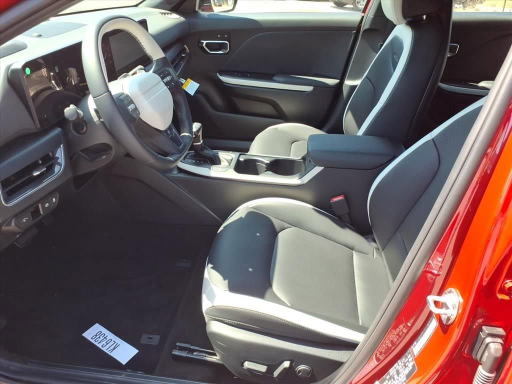 New 2025 Kia K4 GT-Line w/ GT-Line Premium Package image 10