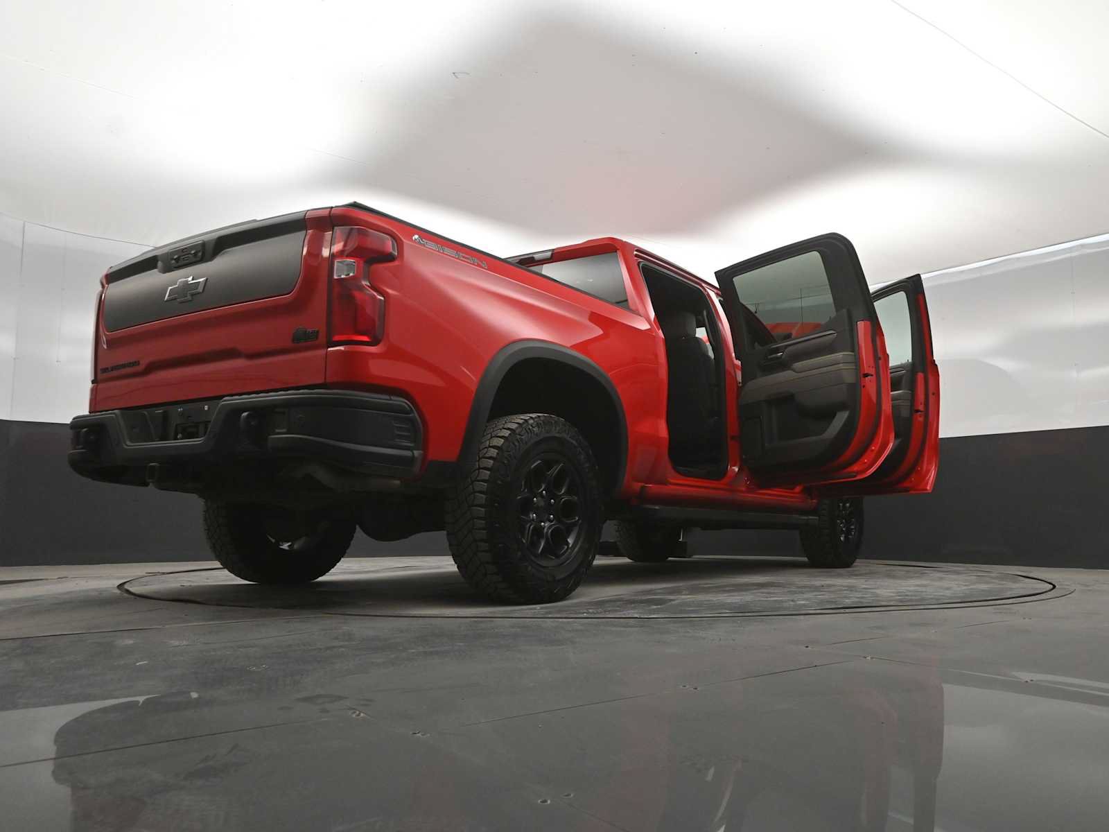 Used 2024 Chevrolet Silverado 1500 ZR2 w/ ZR2 Bison Edition AWD/4WD image 46