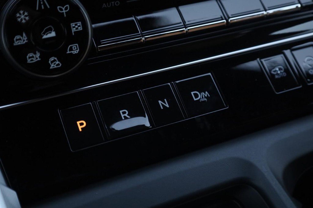 New 2026 Nissan Armada Platinum Reserve AWD/4WD image 17