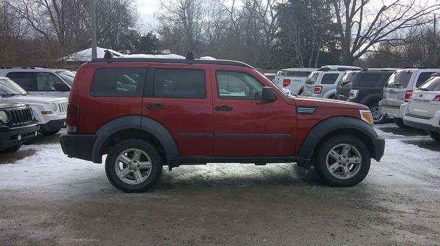 Used 2007 Dodge Nitro SXT image 11
