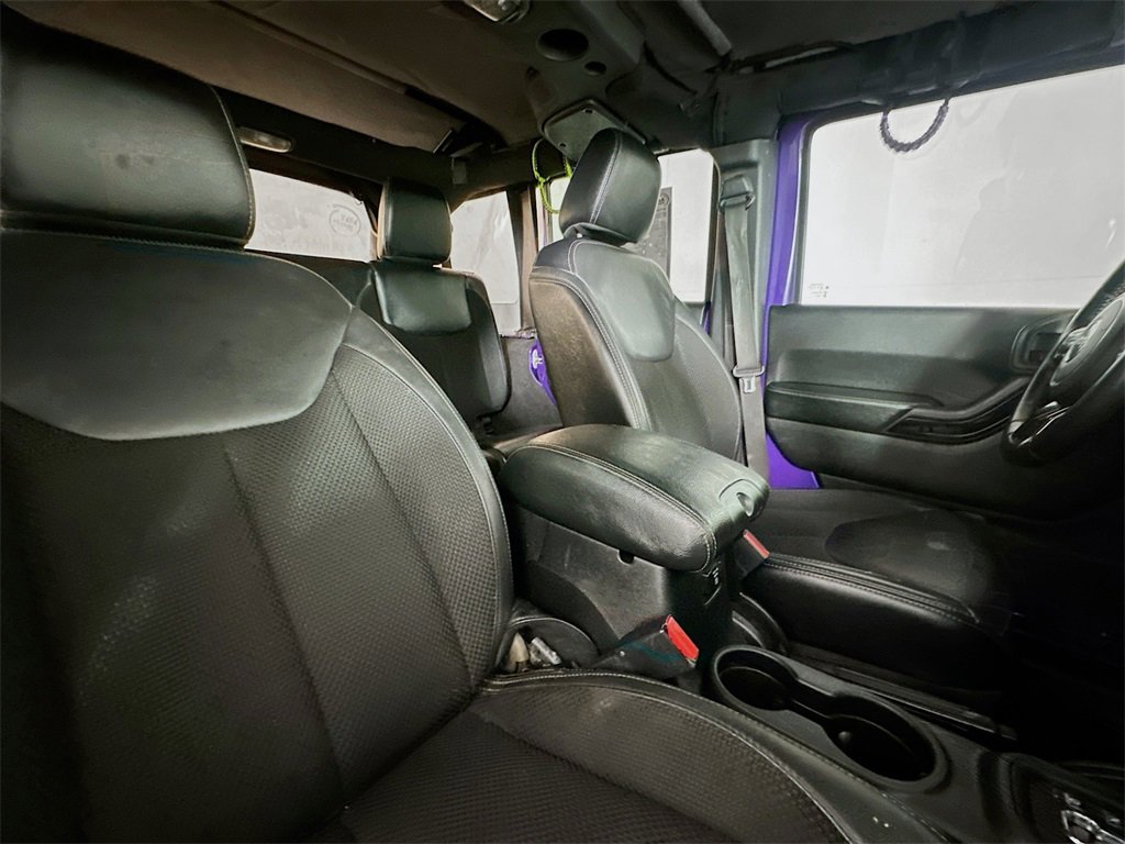 Used 2017 Jeep Wrangler Unlimited Sahara image 26