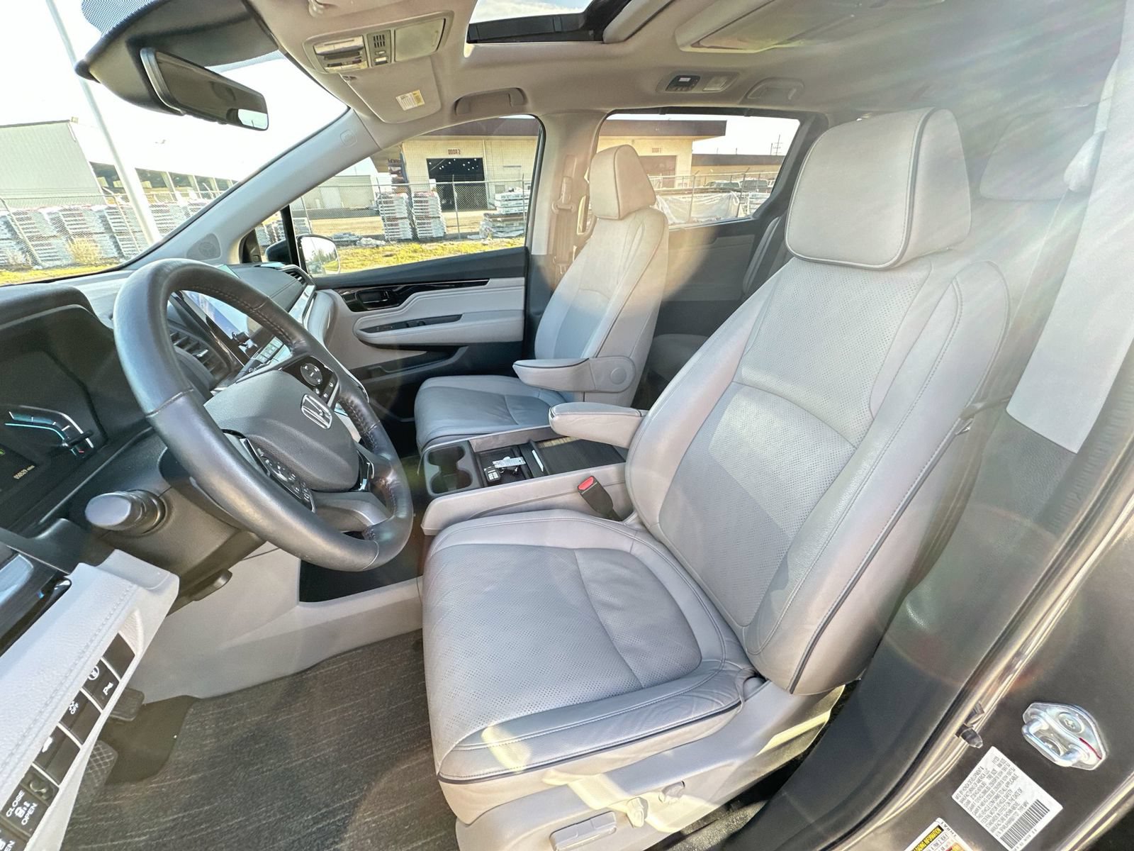 Used 2024 Honda Odyssey Elite image 20