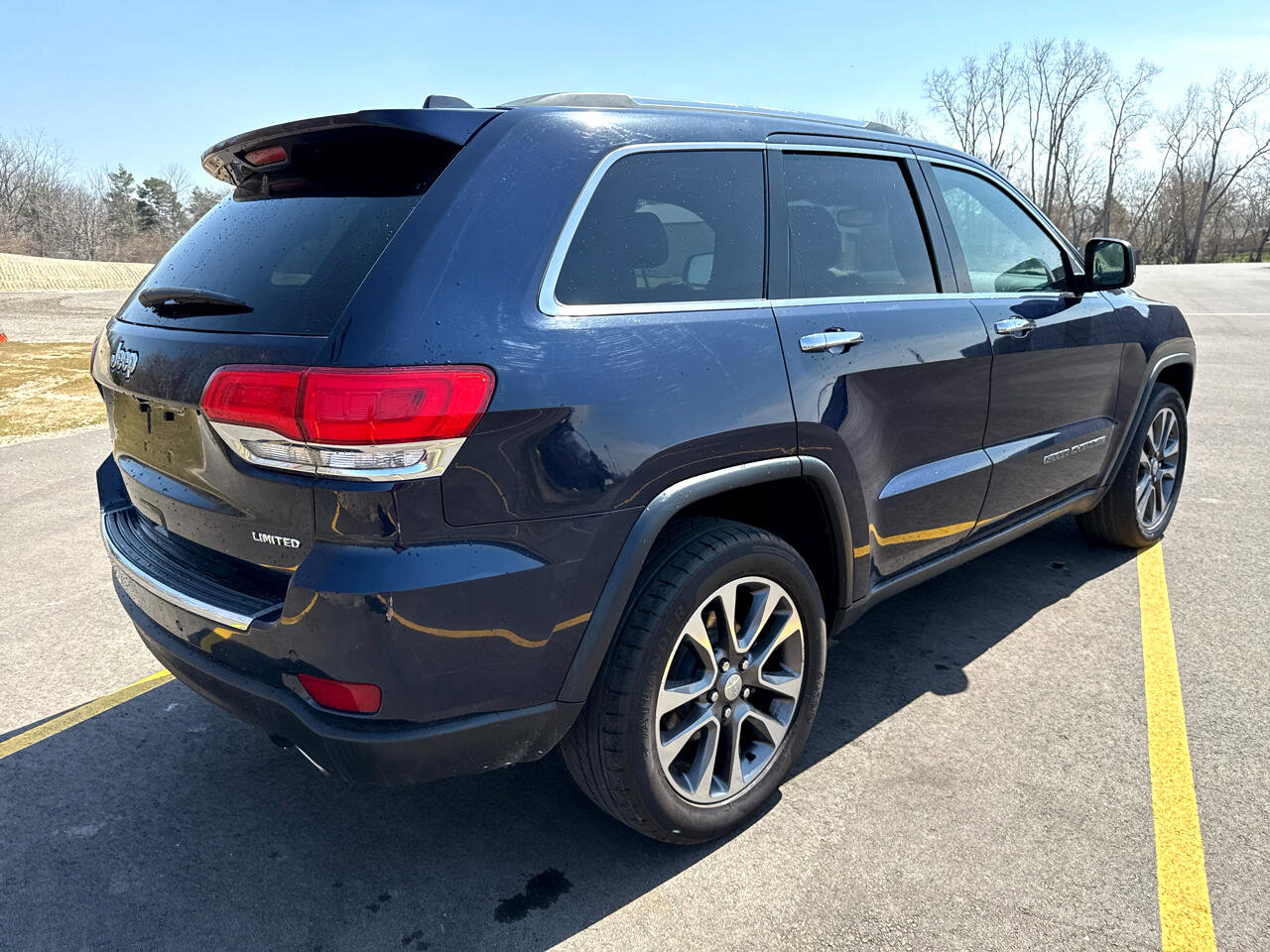 Used 2018 Jeep Grand Cherokee Limited w/ Luxury Group II image 5