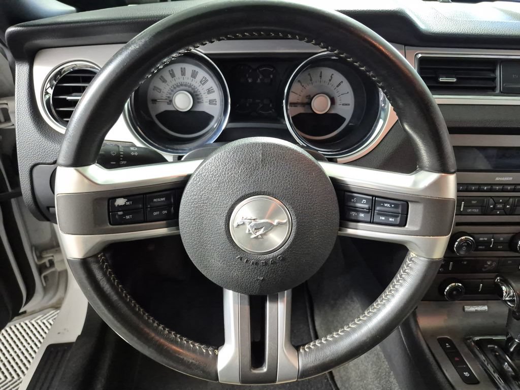 Used 2012 Ford Mustang Premium RWD image 11