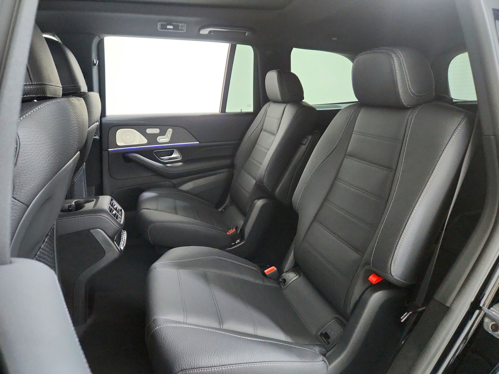 New 2026 Mercedes-Benz GLS 580 4MATIC image 8