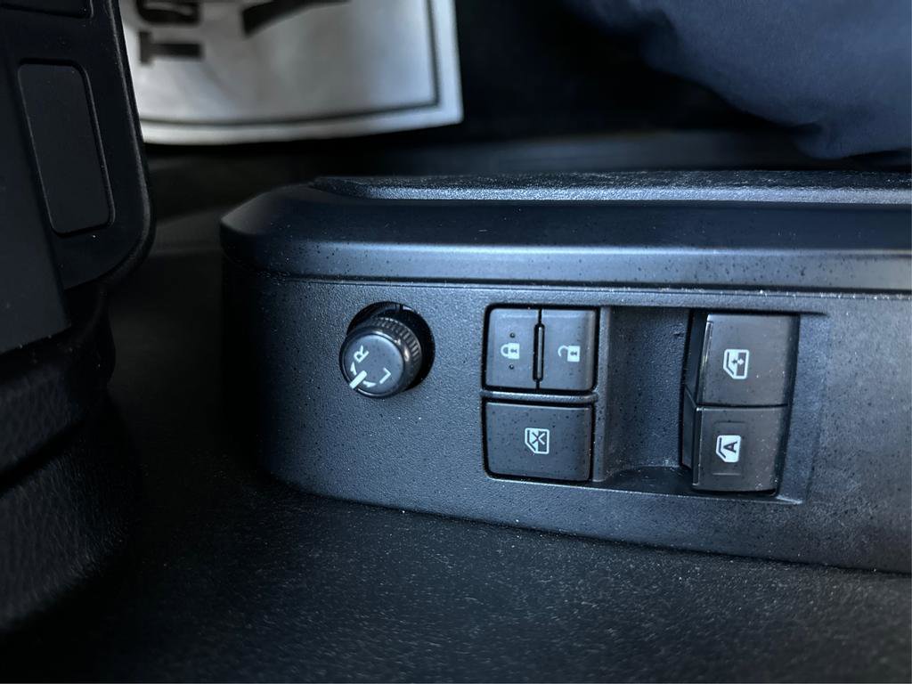 Used 2021 Toyota Tacoma SR image 28