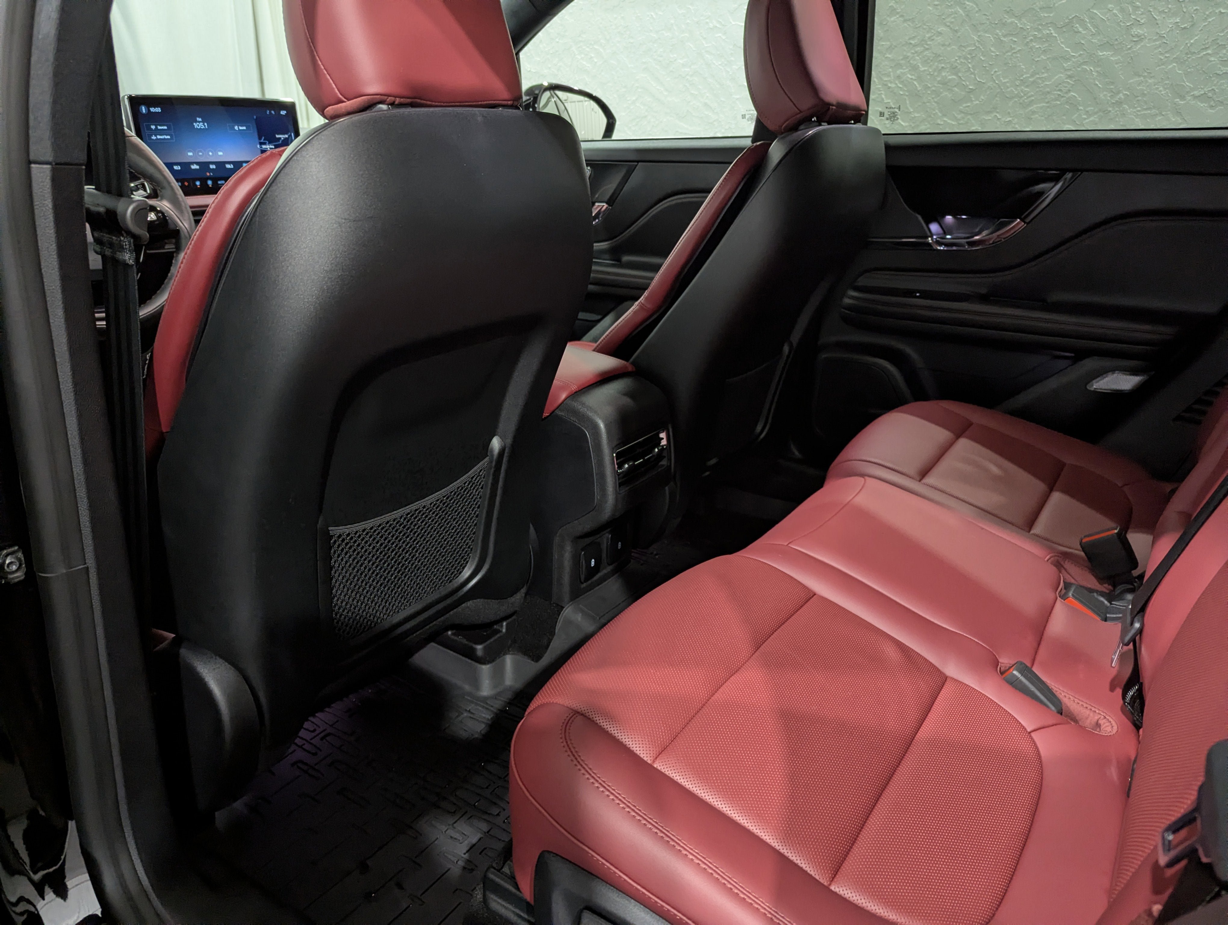 Used 2025 Lincoln Corsair Reserve AWD/4WD image 11