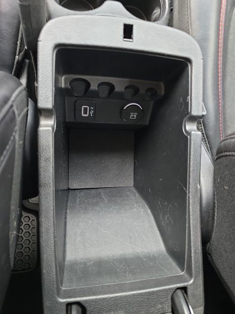 Used 2019 Jeep Cherokee Trailhawk w/ Cold Weather Group image 24