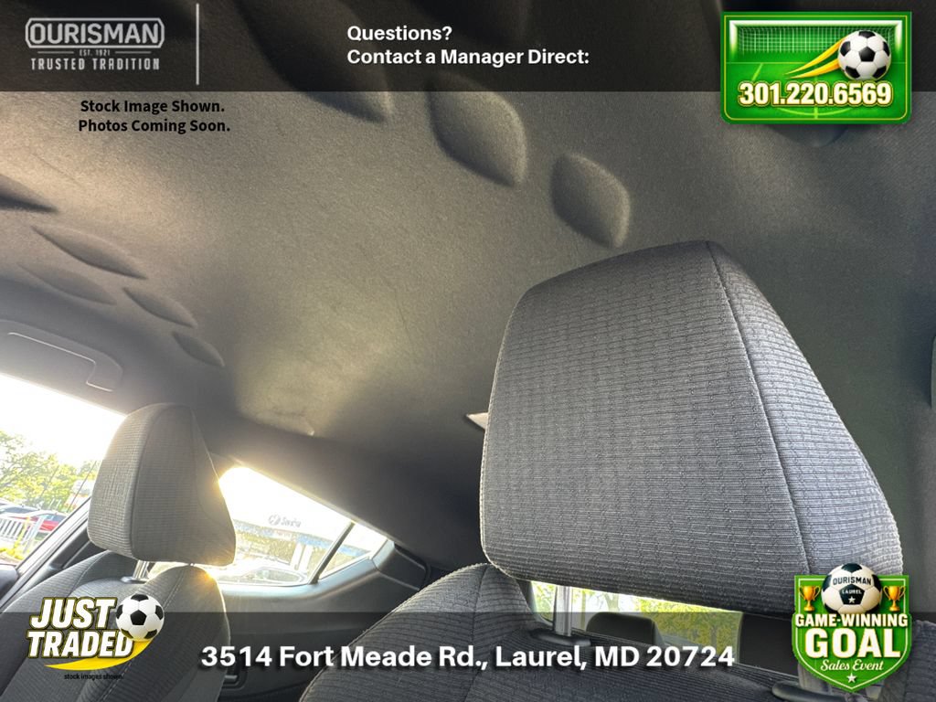 Used 2019 Toyota C-HR LE FWD image 17