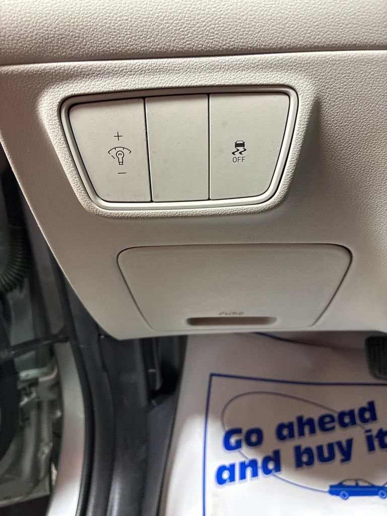 Used 2022 Hyundai Tucson SEL w/ Cargo Package AWD/4WD image 13
