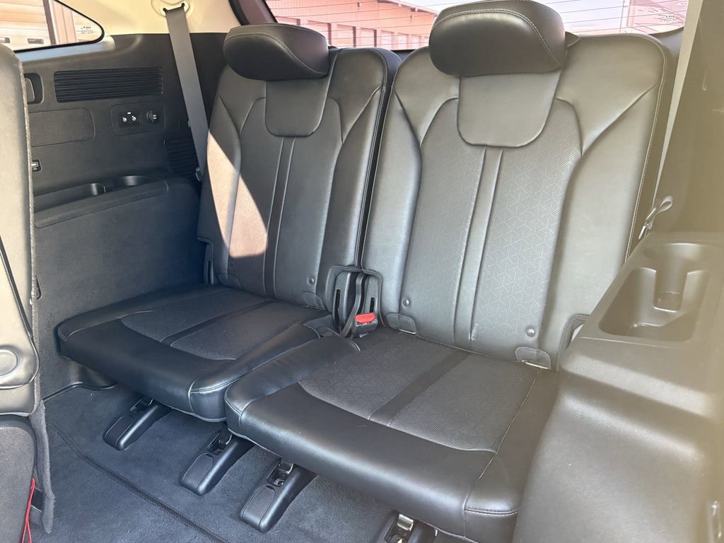 Used 2022 Kia Sorento EX image 24