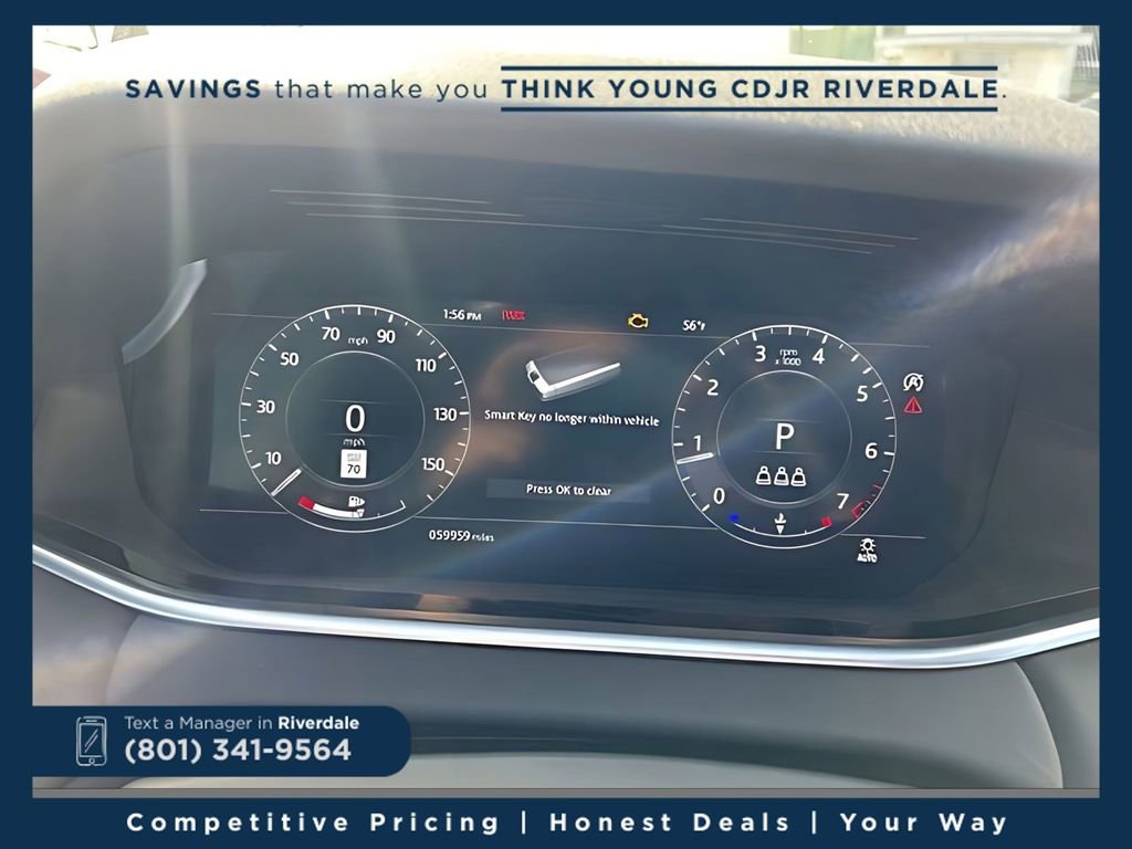 Used 2020 Land Rover Range Rover Evoque SE image 27