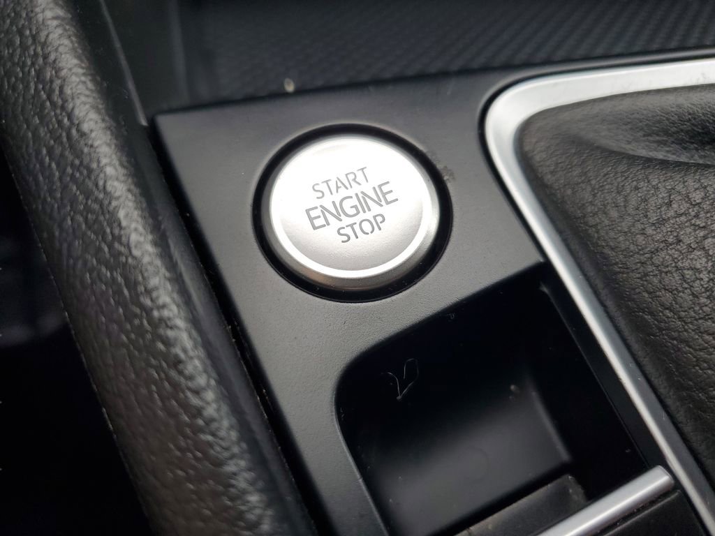 Used 2024 Volkswagen Jetta SE FWD image 22