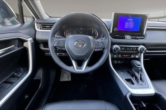 Used 2025 Toyota RAV4 XLE w/ Convenience Package AWD/4WD image 8