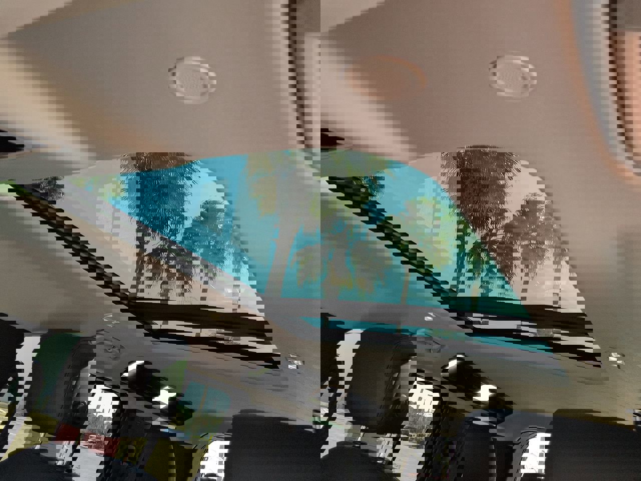 Used 2025 Land Rover Defender 110 S image 18