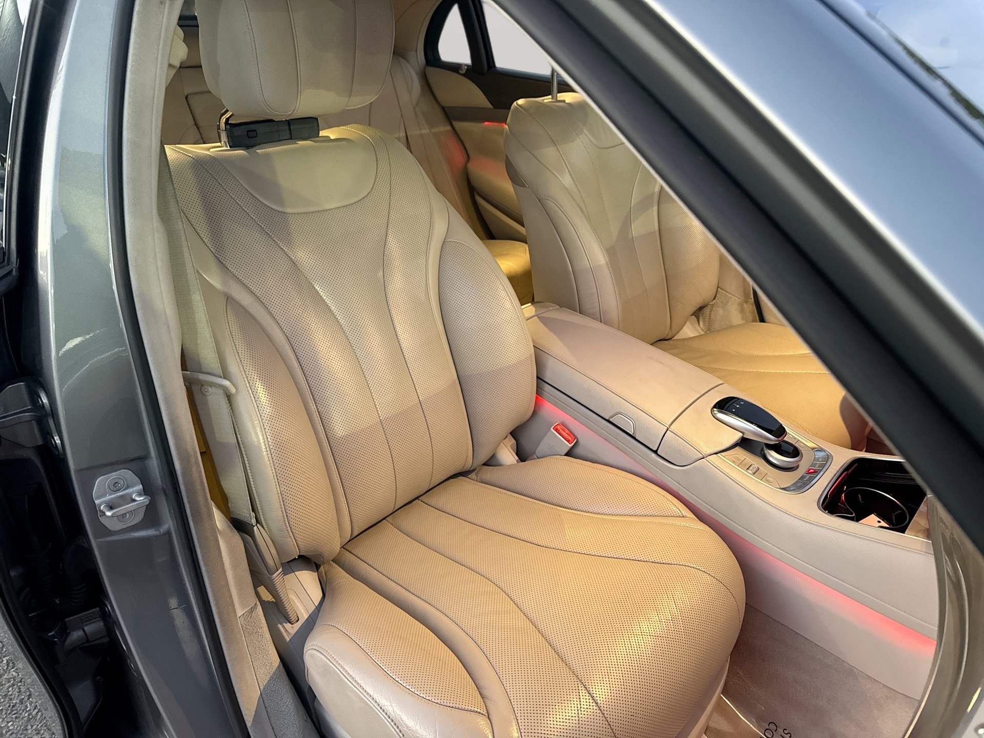 Used 2015 Mercedes-Benz S 550 Sedan w/ Premium 1 Package image 28