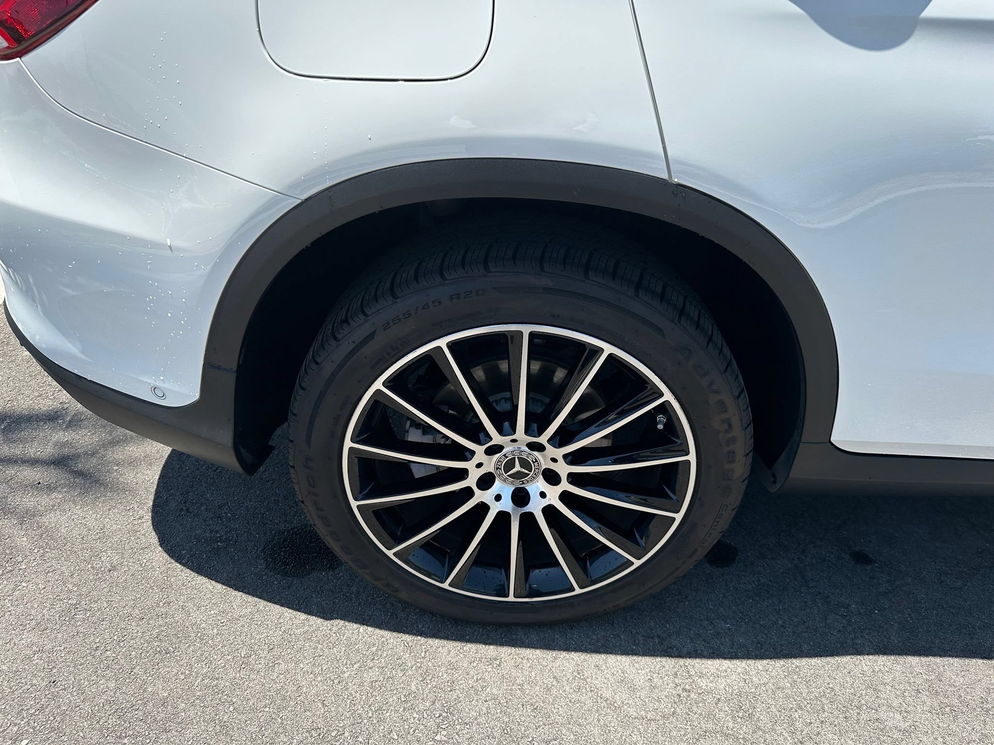 Used 2021 Mercedes-Benz GLC 300 image 9