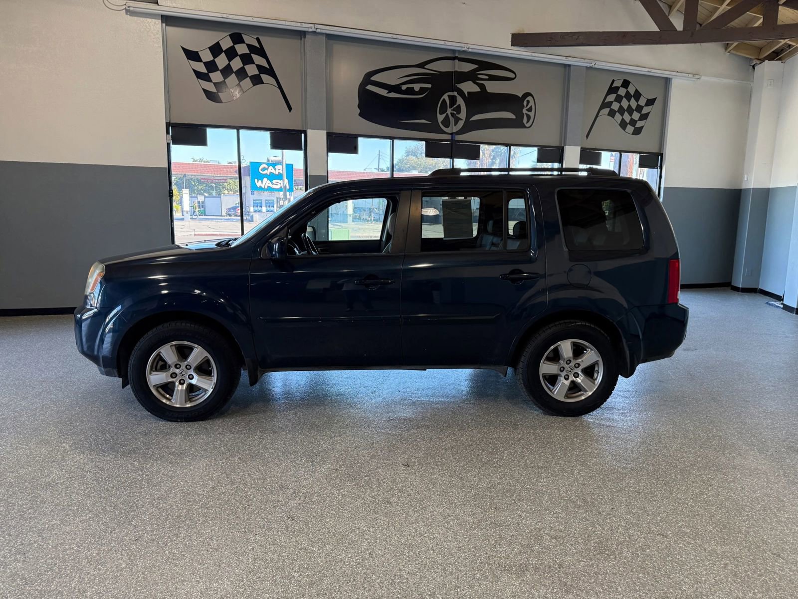 Used 2010 Honda Pilot EX-L image 4