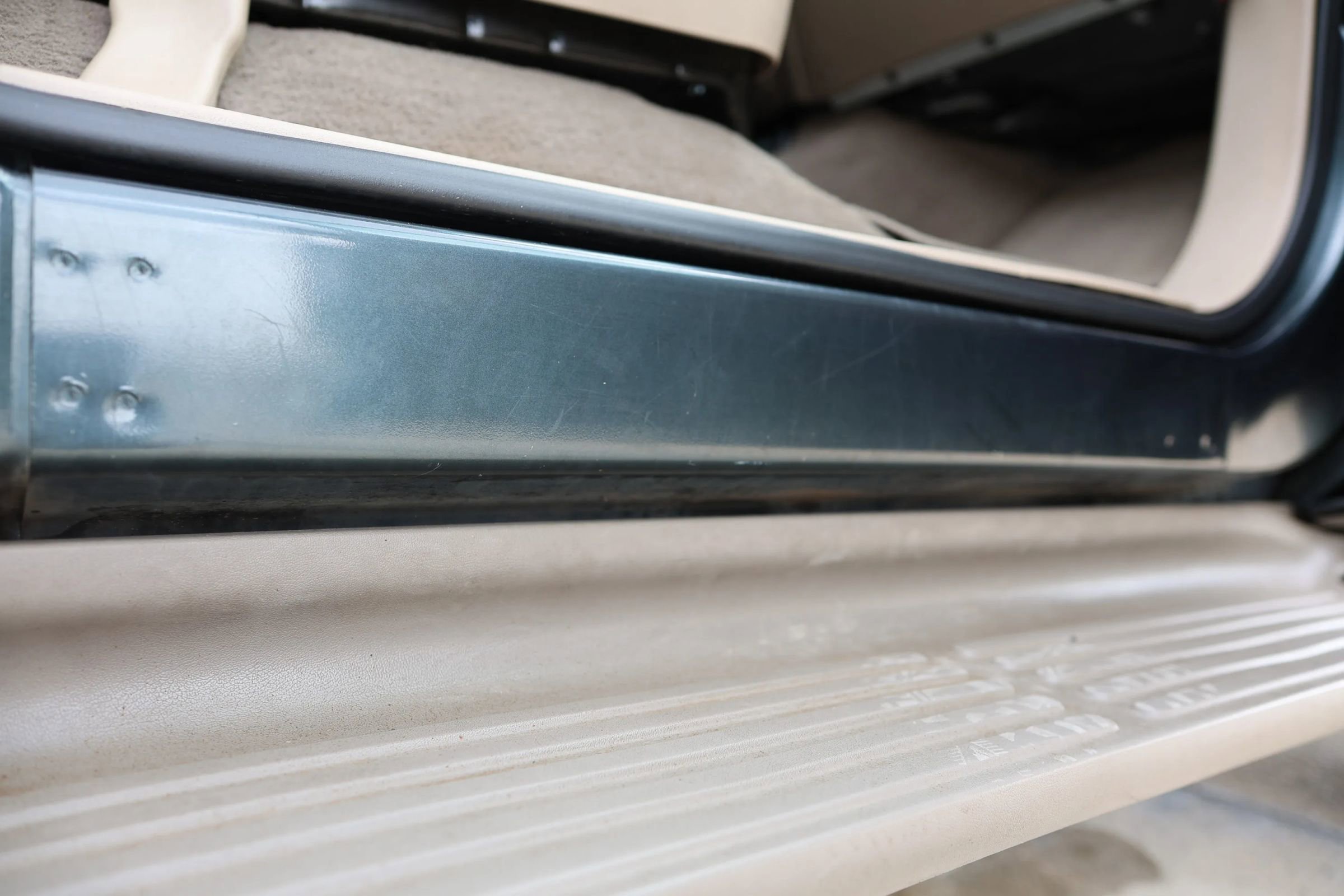 Used 2000 Ford Excursion Limited image 42