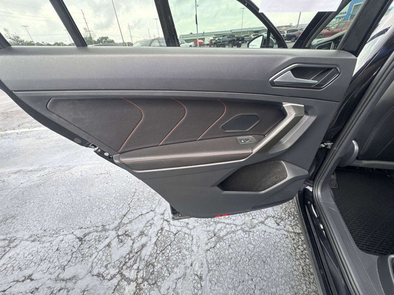 Used 2024 Volkswagen Tiguan Wolfsburg Edition AWD/4WD image 12