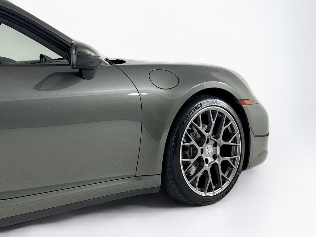 Used 2022 Porsche 911 Carrera RWD image 34