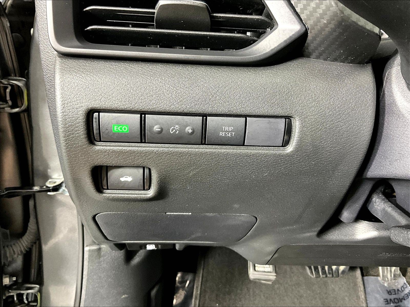 Certified 2023 Nissan Sentra S FWD image 36