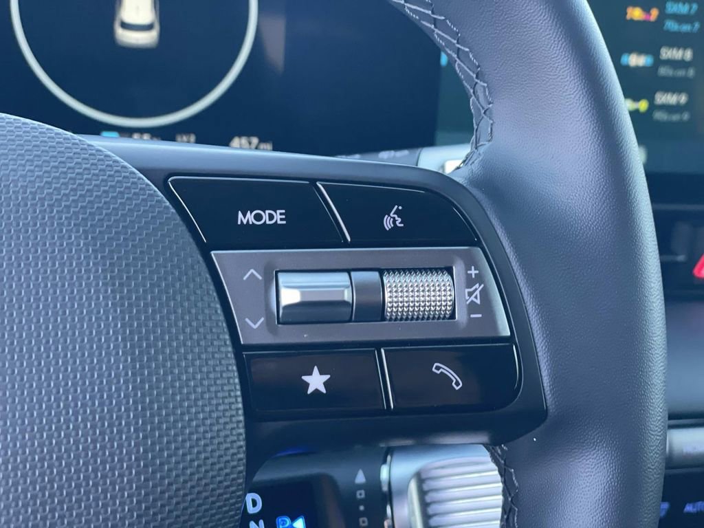 Certified 2025 Hyundai Ioniq 5 SE image 9