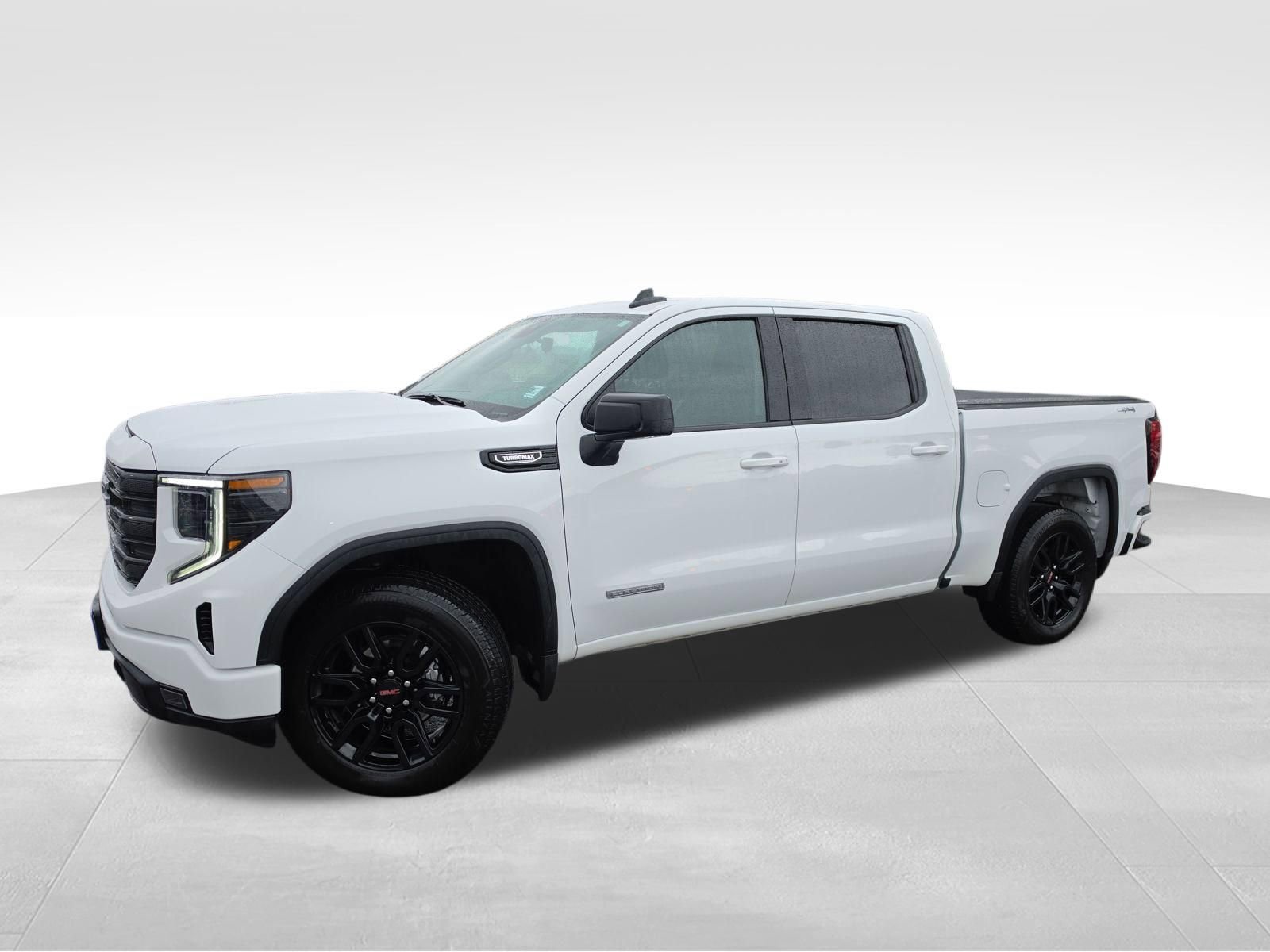 Used 2026 GMC Sierra 1500 Elevation image 2