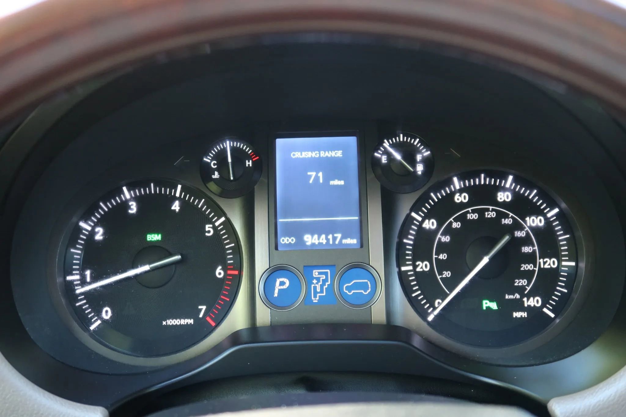Used 2015 Lexus GX 460 w/ Premium Package AWD/4WD image 24