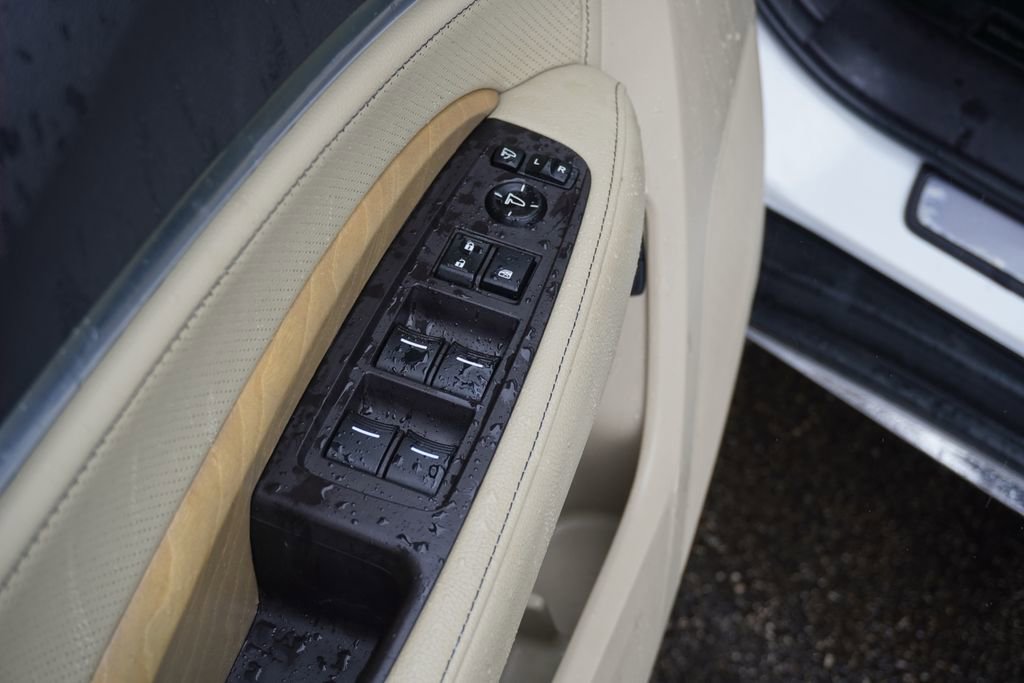 Used 2020 Acura MDX w/ Technology & Entertainment image 19