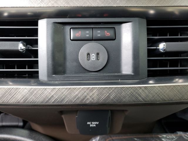 New 2026 Ford F450 King Ranch w/ FX4 Off-Road Package image 7