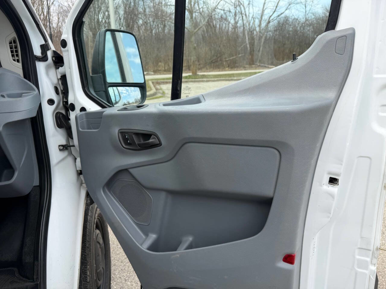 Used 2018 Ford Transit 350 XL RWD image 18