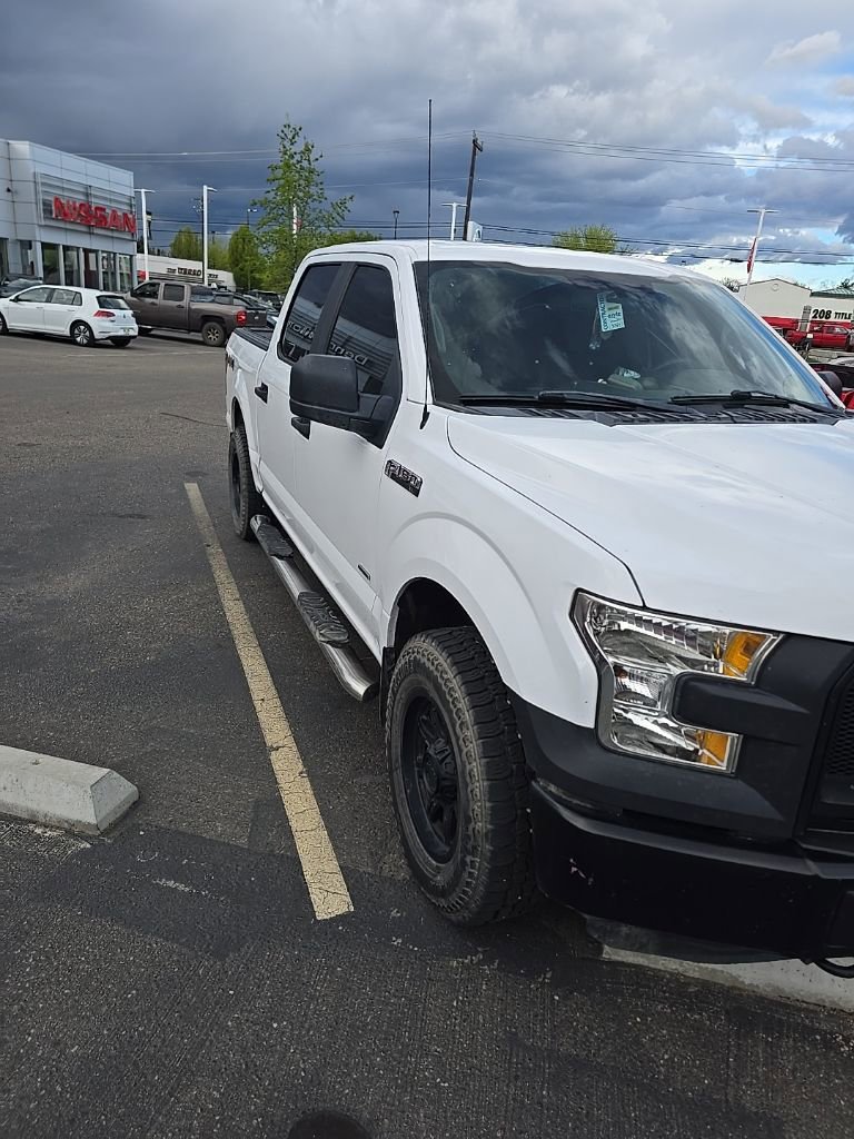 Used 2015 Ford F150 XL w/ Equipment Group 101A Mid AWD/4WD image 7
