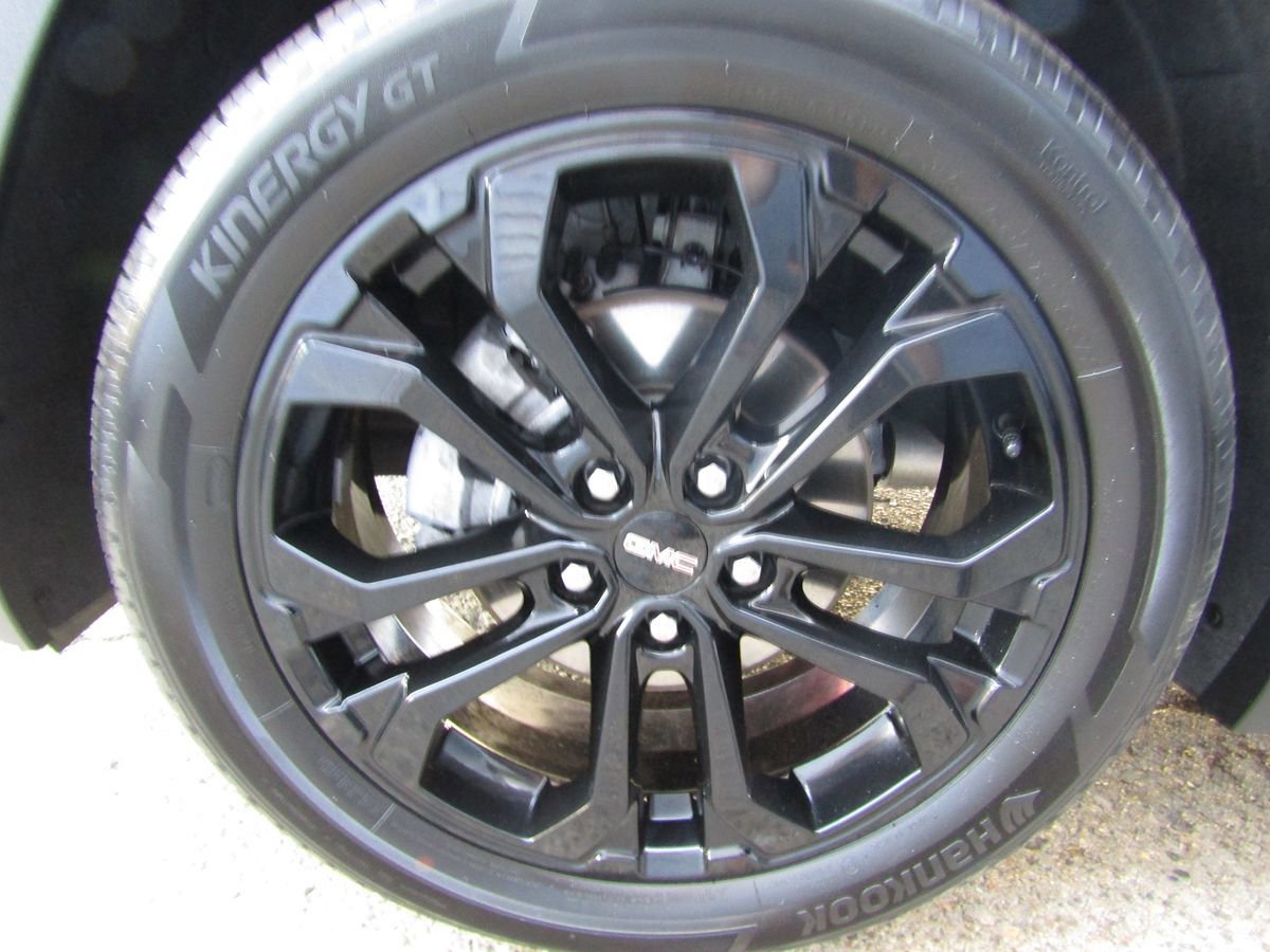 Used 2022 GMC Terrain SLT w/ Infotainment Package II image 38