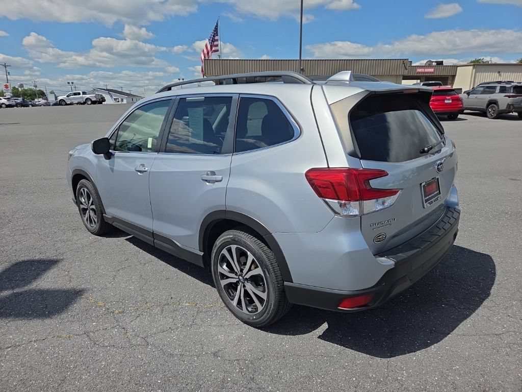 Used 2020 Subaru Forester Limited w/ Popular Package #3 AWD/4WD image 2