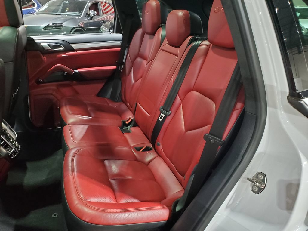 Used 2016 Porsche Cayenne GTS AWD/4WD image 25