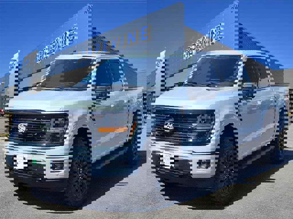 New 2025 Ford F150 XLT w/ Equipment Group 302A MID